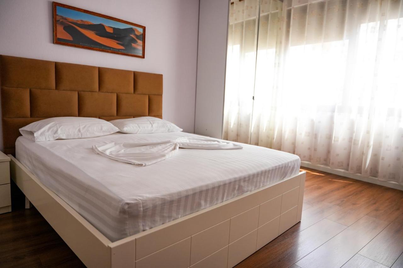Cozy Apartment In The Heart Of Tirana ! エクステリア 写真